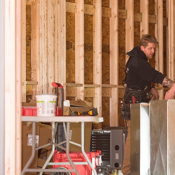 Commercial industrial metal installer